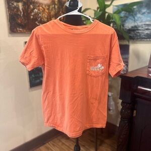 Lulu’s North Dirty Myrtle t shirt size small in GUC